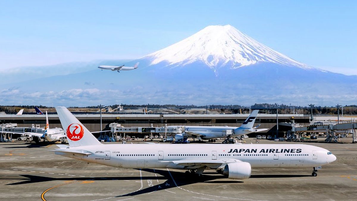 what other airlines go to japan that are good