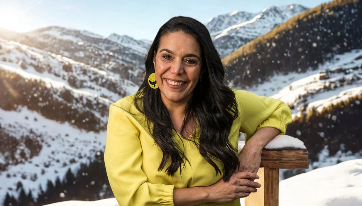 Kylie Teakle Biography, Age, Husband, Family, Net Worth scoopok.com Who is the husband of Janine Mohamed Bio, Age, Full Details